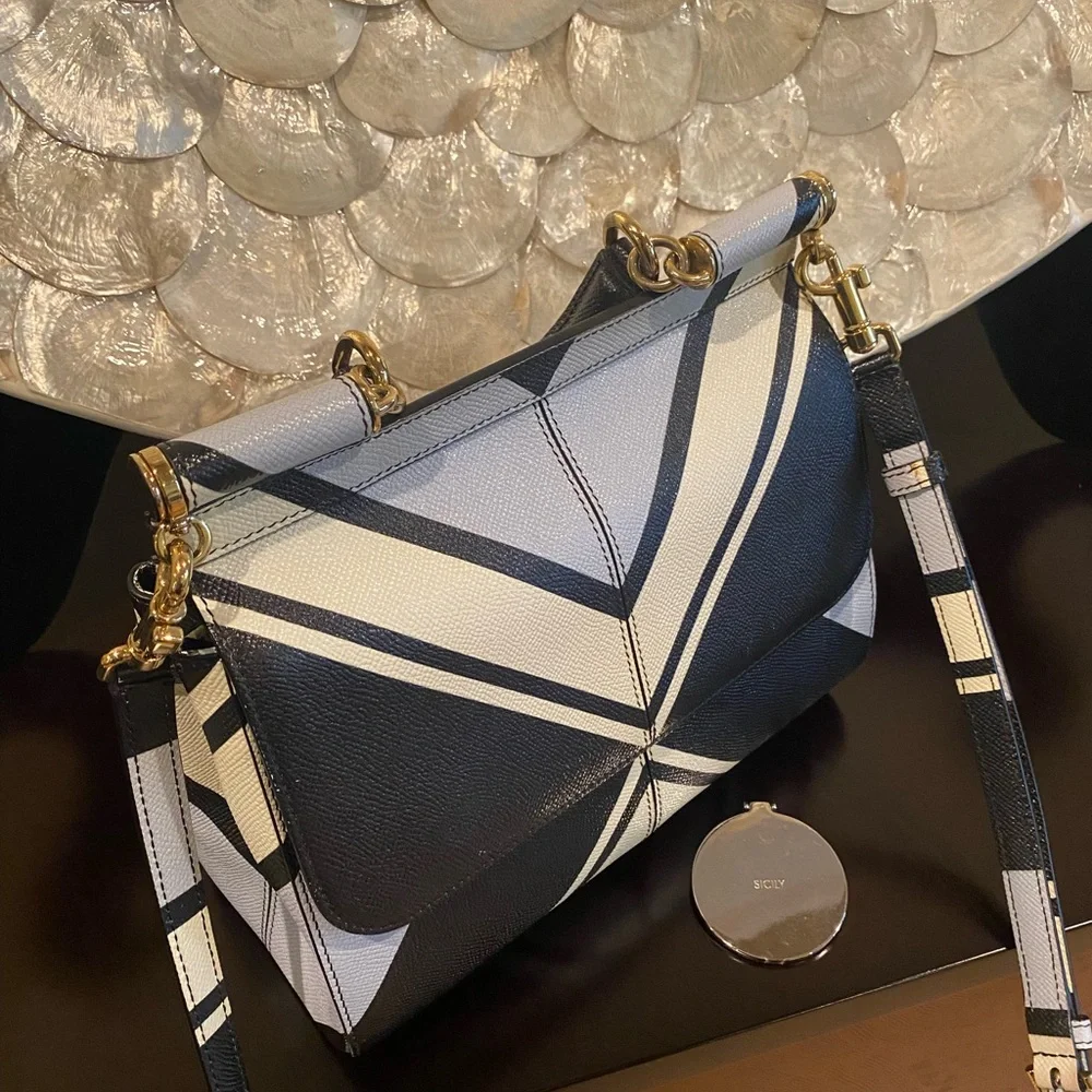 D & G - Dolce & Gabanna Sicily Bag - Picture 5 of 12